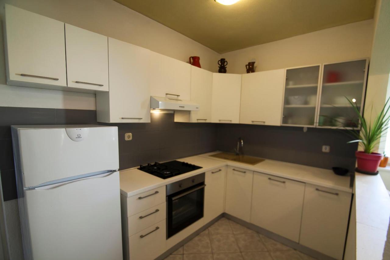 Apartments Radic Бол Екстер'єр фото