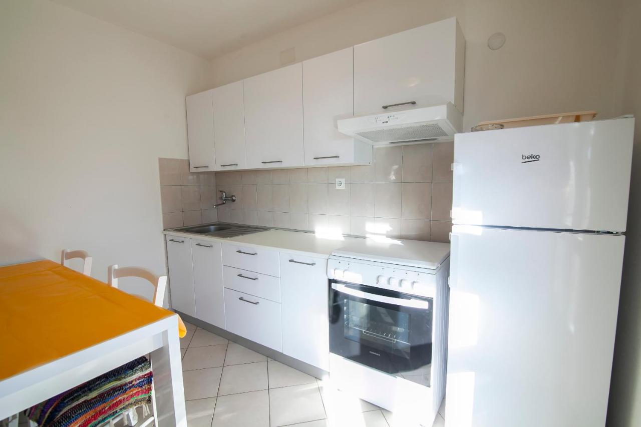 Apartments Radic Бол Екстер'єр фото